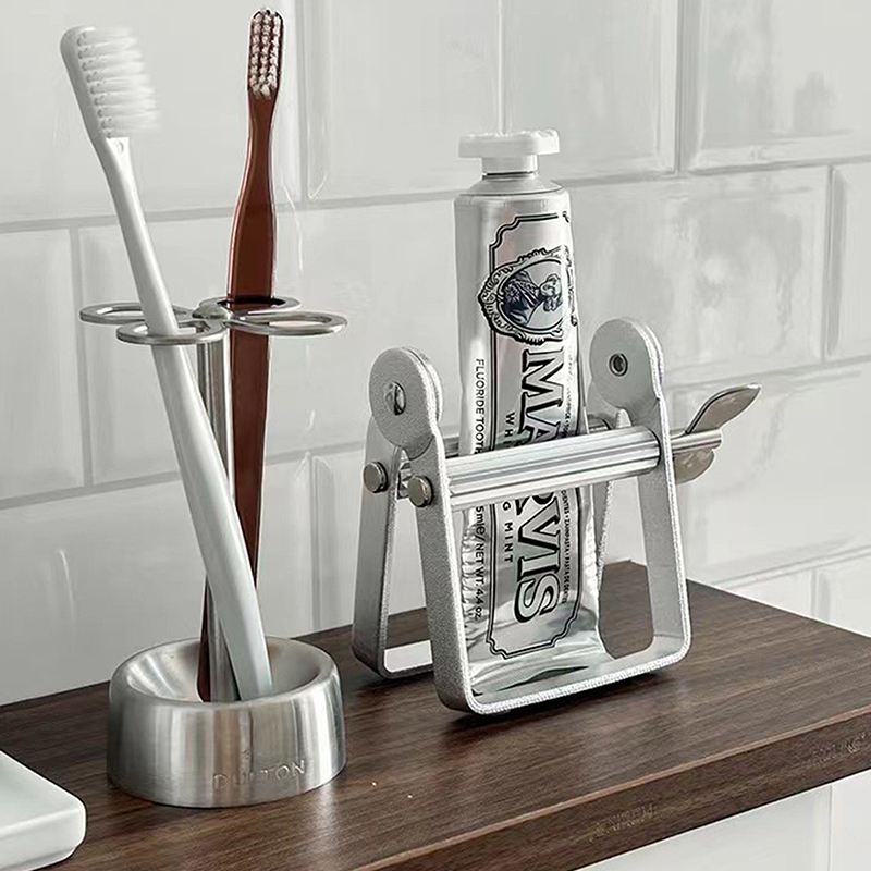 New Stainless Steel Toothbrush - Jet Home Bathroom 评论和价格